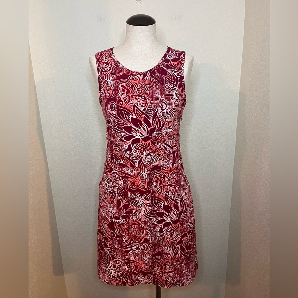Title Nine Floral Print Red and‎ White Athletic Dress size 2